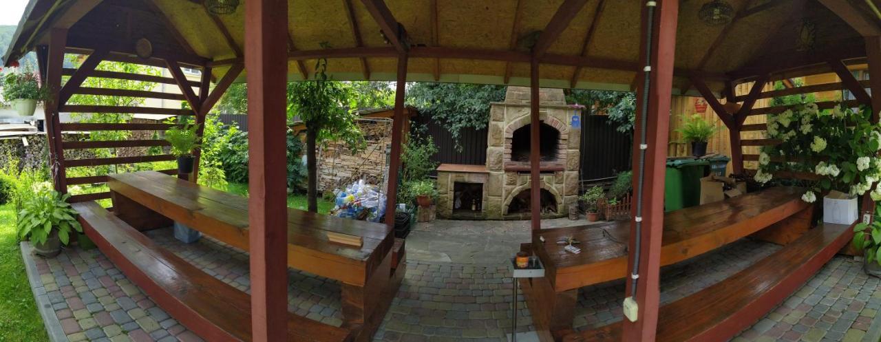 Guest House Shafran Jaremcze Zewnętrze zdjęcie